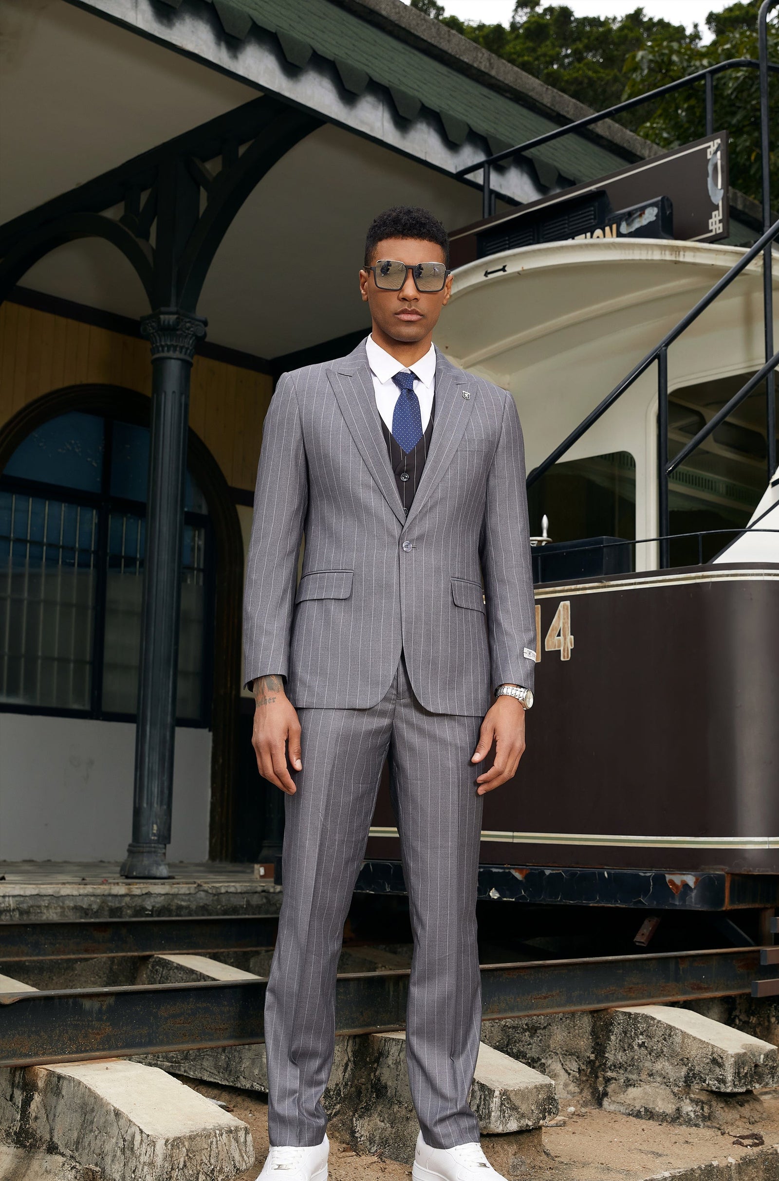 Men's Medium Grey Pinstripe 3 PC Stacy Adams Suit